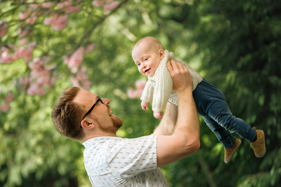 Helen Rowan Photography Chesterfield Family Photographer Outdoors Dad Baby Blossom Spring